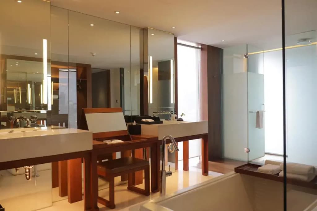 Hansar Bangkok Hotel - photo 29