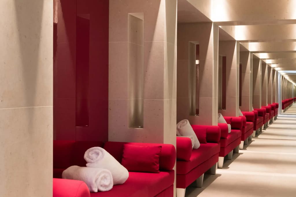 La Reserve Paris Hotel and Spa - photo 17