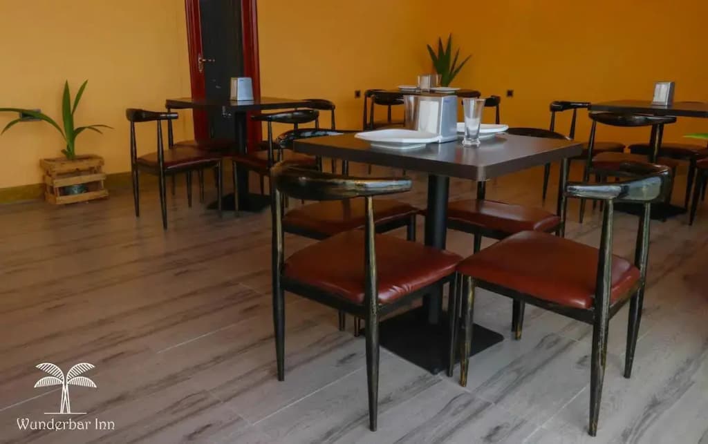 Wunderbar Inn - photo 11