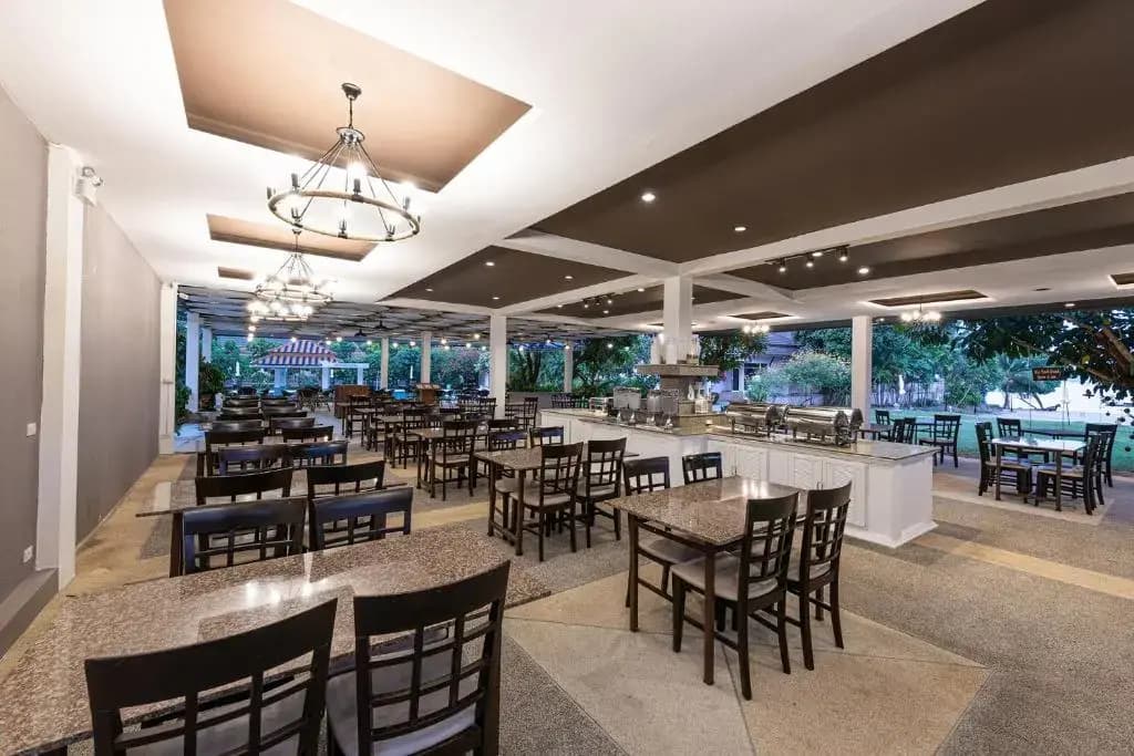 Blue Beach Grand Resort And Spa - photo 17