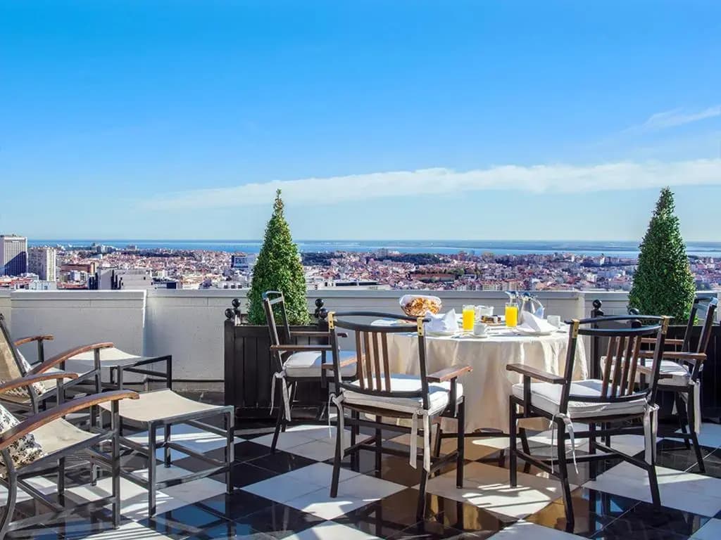 Dom Pedro Lisboa Hotel, a member of Radisson Individuals - photo 29