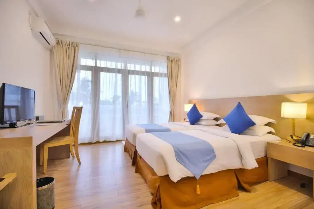 Plumeria Maldives Boutique Hotel - photo 2