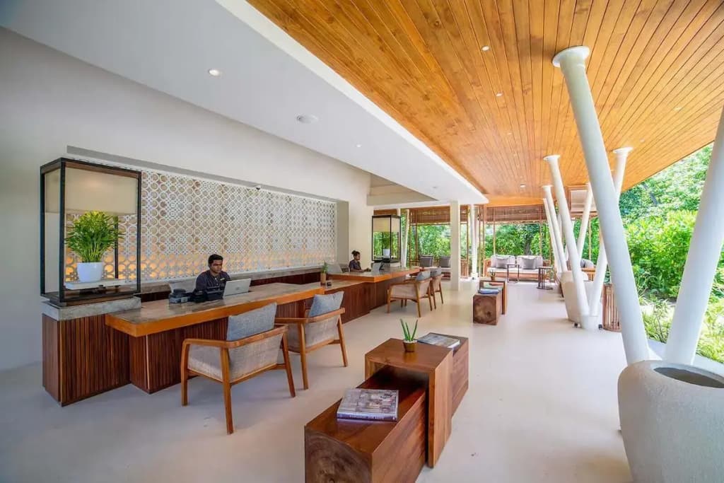 Kuda Villingili Resort - photo 2