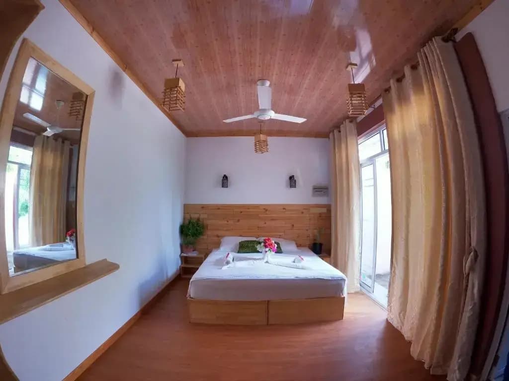 New Breeze Thoddoo Inn - photo 5