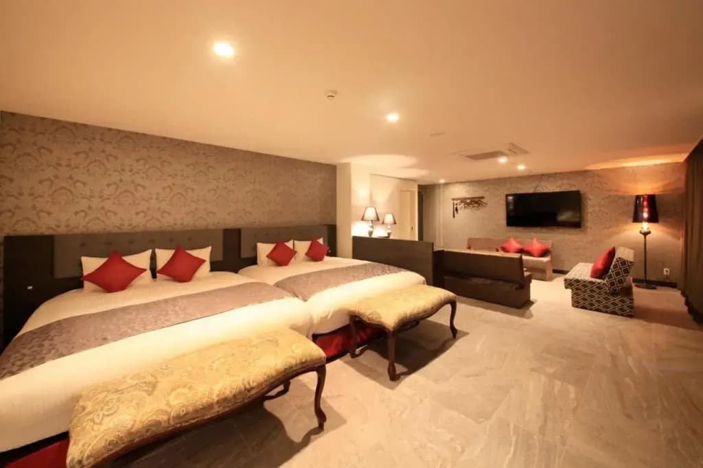 Centurion Hotel Ueno - photo 17