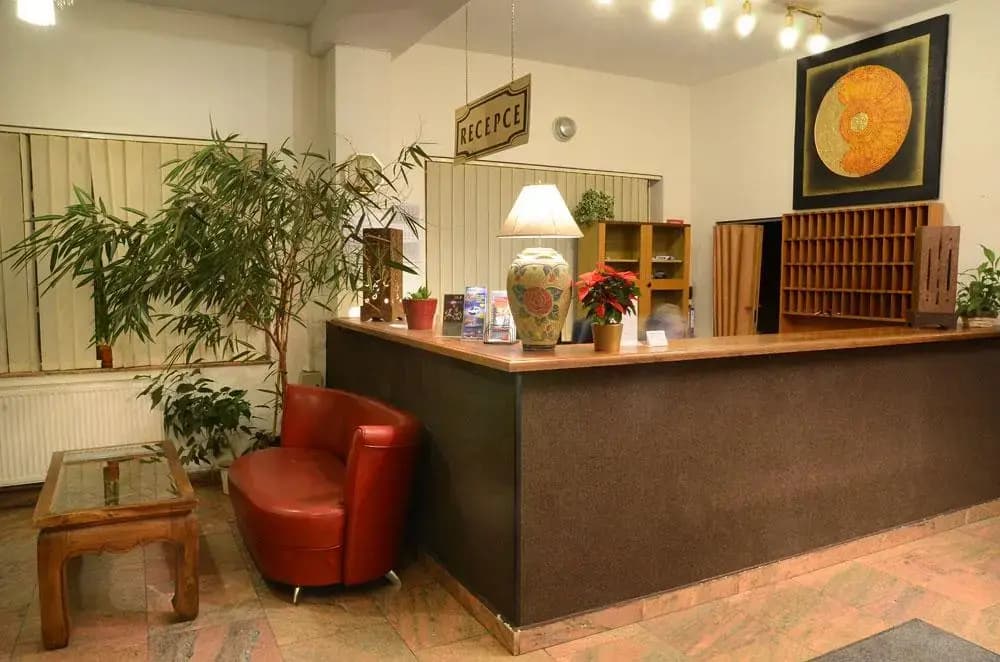 Klaret Hotel - photo 2