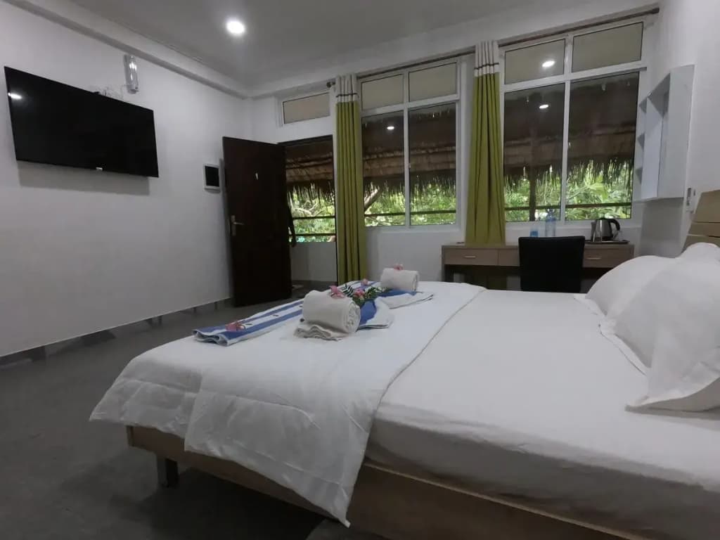 Ariston Dhangethi Inn - photo 11