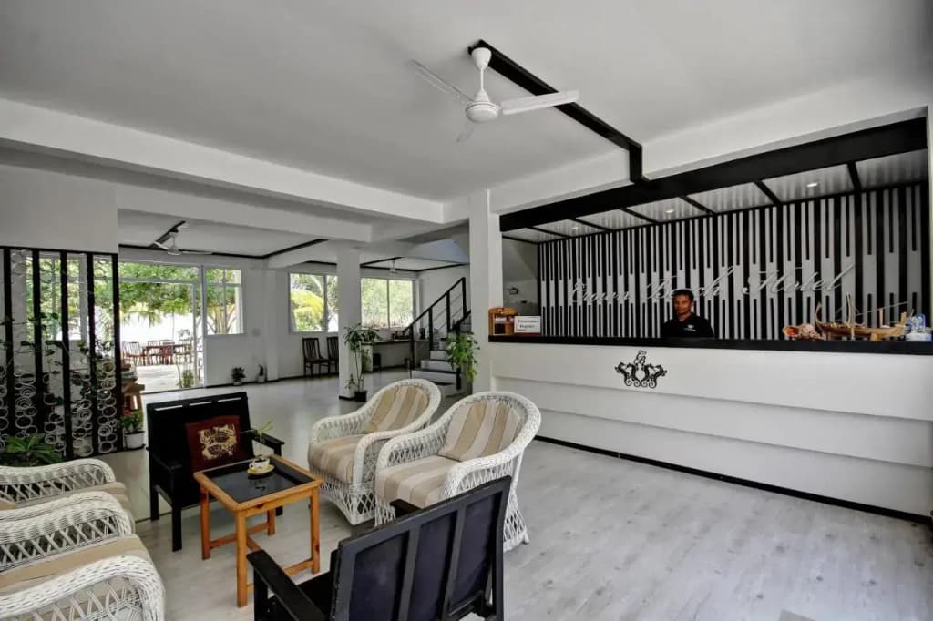 Crown Beach Villas Hotel - photo 7