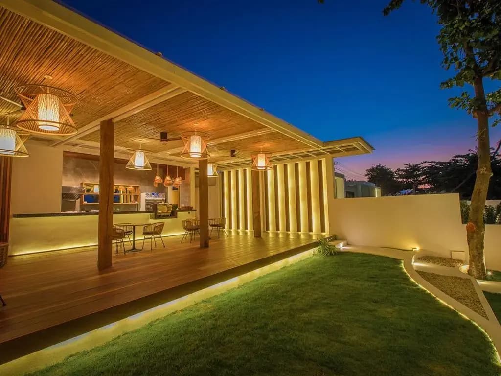 White Whale Beachfront Pool Villa - photo 25