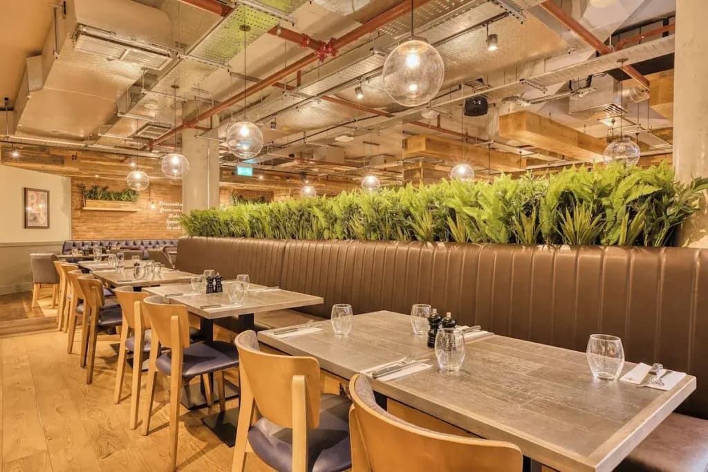 Premier Inn London Paddington - Paddington Basin - photo 20