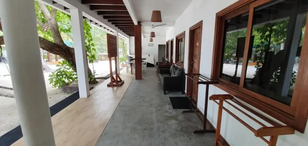 Surf Deck Guest House - photo 11