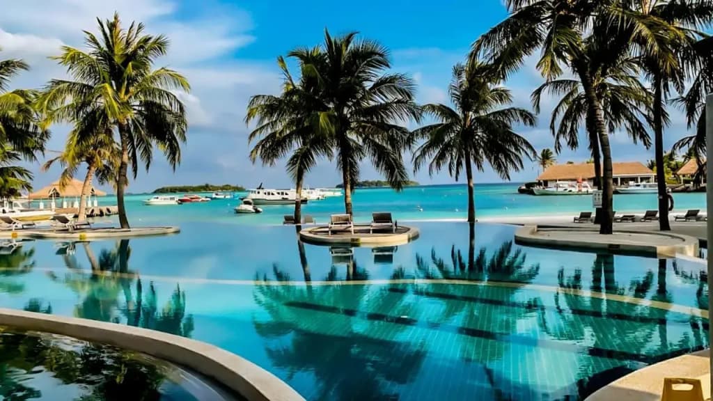 Holiday Inn Resort Kandooma Maldives by IHG - photo 22