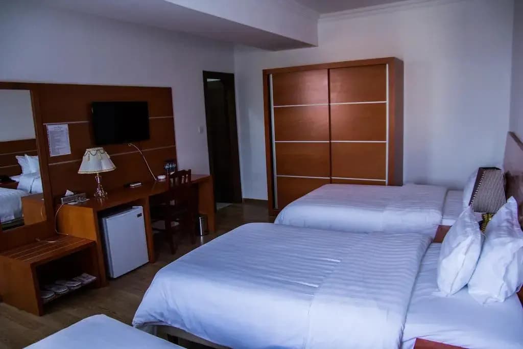 Dormitory Hualing Tbilisi Hotel - photo 3