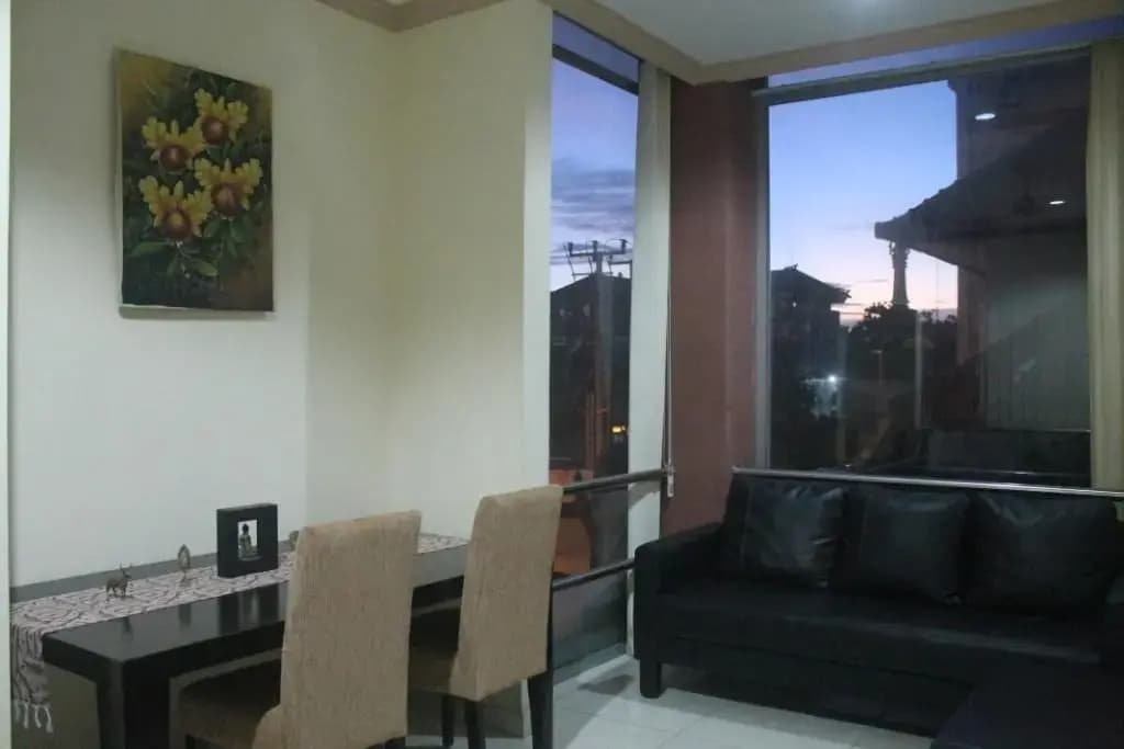 Udayana Lodge Denpasar - photo 6