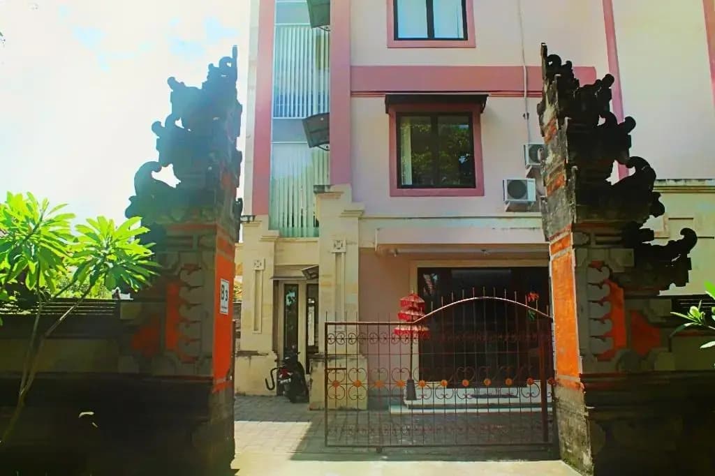 Udayana Lodge Denpasar - main photo