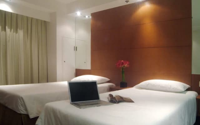 JJ Hotel - photo 3