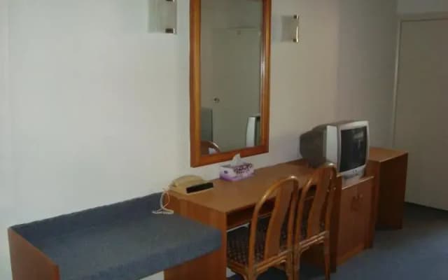 Blakehurst Motor Inn - photo 3