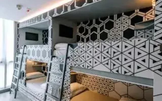 Mojo Nomad Central - Community - Hostel - photo 4