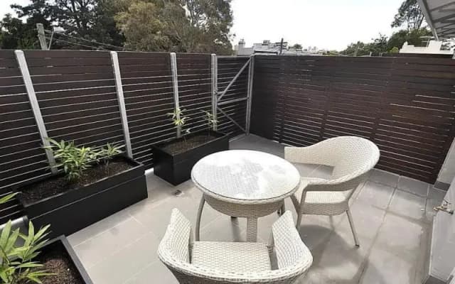 Glebe Furnished Apartments 8 Glebe Point Road - photo 3