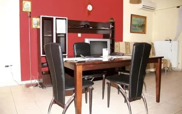 Jessica's Apartment - photo 3