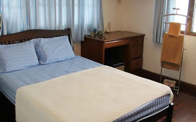 Hypnok Guesthouse - photo 4