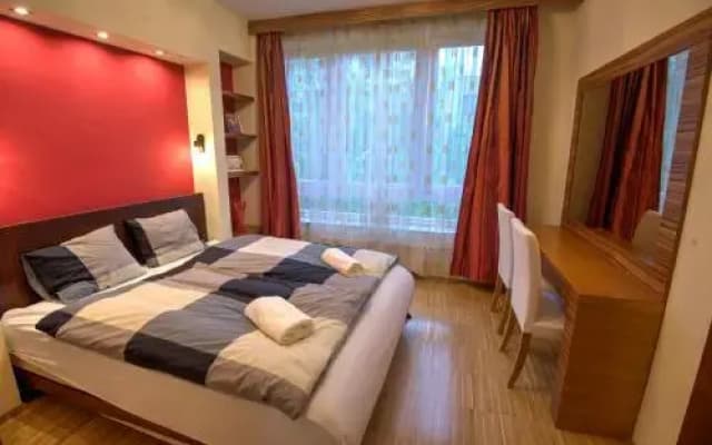 Budapest Standard Gold - photo 2