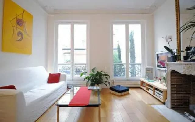 Champs Elysees Homestay - photo 4