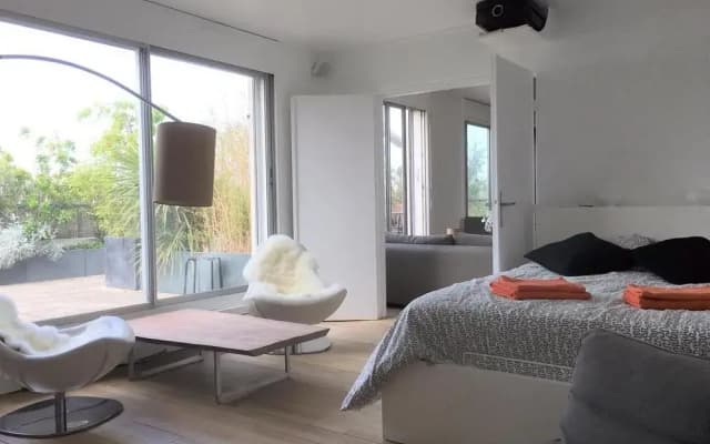 Holiday Home Rue Basfroi - photo 2