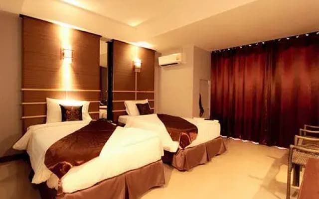 Paragon Place Serviced Apartments - photo 3