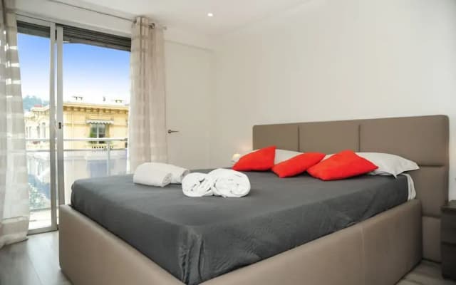 Suite 40 - Five Stars Holiday House - photo 2