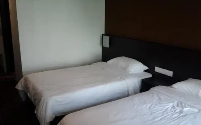 Lone Pine Resort - photo 4