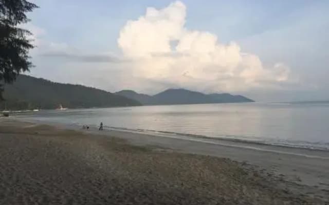 By The Sea Batu Ferringhi Paradise Suite - photo 4