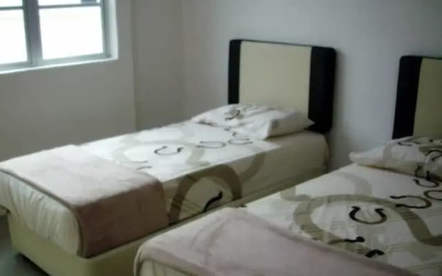 Greenleaf Angsana Homestay - photo 5
