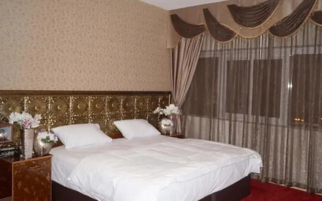 Aureate Hotel Apartment - photo 4