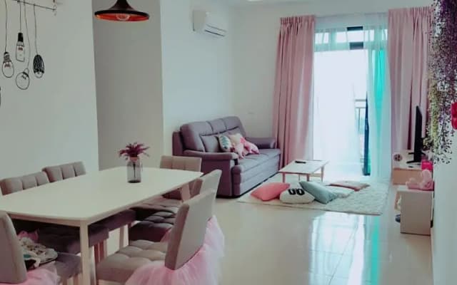 Sky Breeze Bukit Indah - photo 4