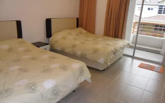 Greenleaf Angsana Homestay - photo 4