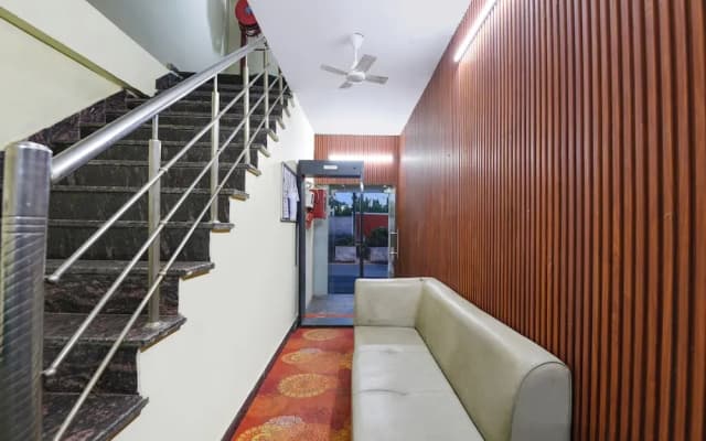 Hotel Royal Residency - photo 4
