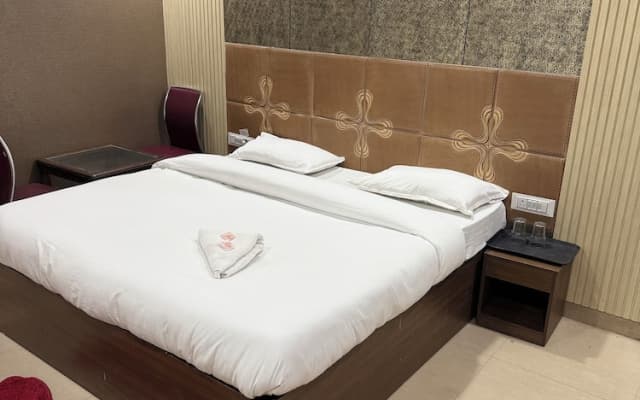 Hotel om international - photo 5