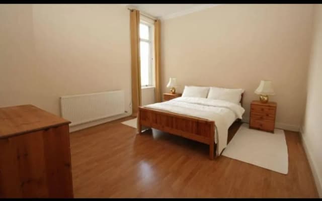 Central Waterfront Flat With Great Views - photo 2