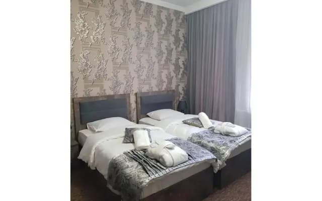 Hotel Makona - photo 2