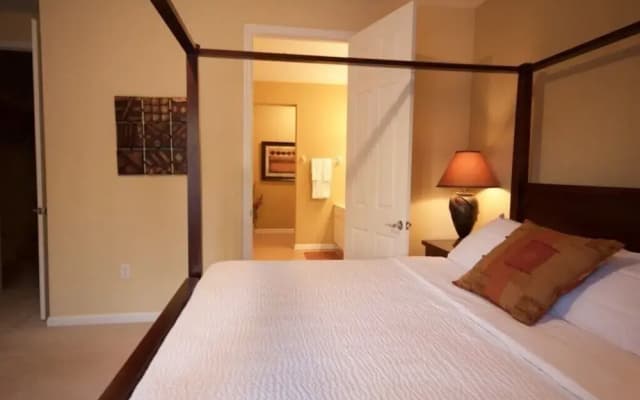 12-103 3 Bedroom Home by RedAwning - photo 5