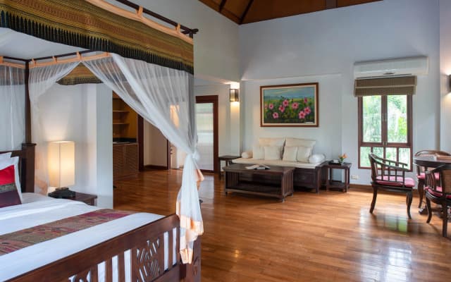 Royal Lanta Resort & Spa - photo 4