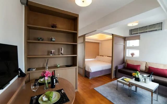 Mier Serviced Apartments - photo 4