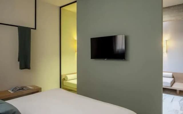 Atel Guest House - photo 5