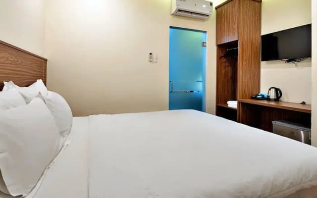 HANZ Minh Thu Hotel Go Vap - photo 3