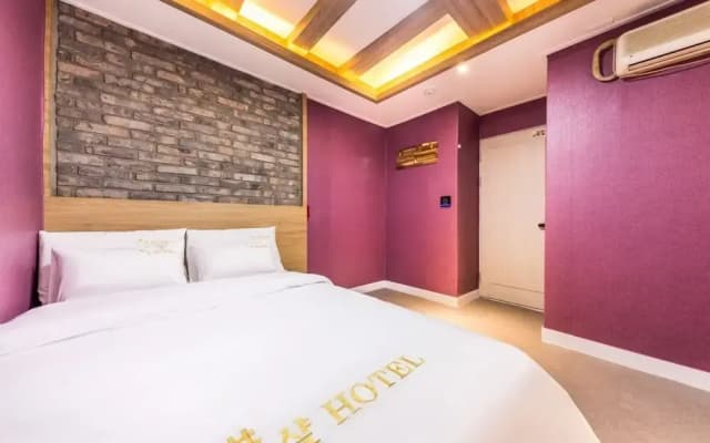 Yongsan Sharp Hotel - photo 3