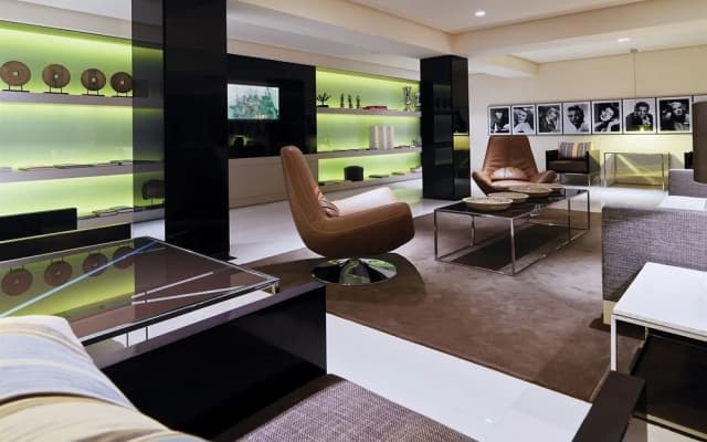 At Ratchada 18 Hotel - photo 2