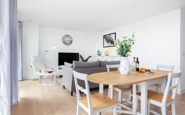 Luxurious Liberty Serviced Apartment - photo 3