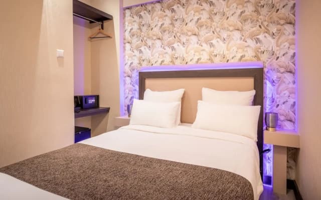 Hotel Oscar - photo 5