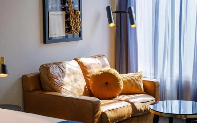 Oaks Melbourne St Kilda Road Hotel - photo 4